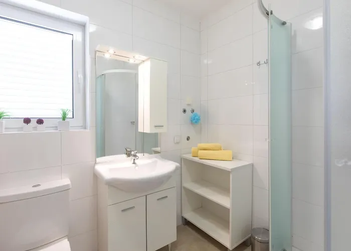 Lejlighed Nino 2 In By Interhome Malinska