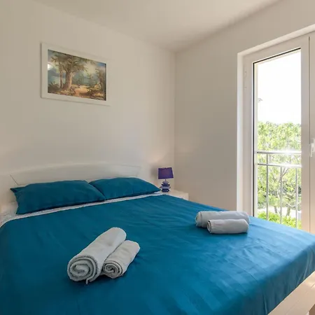 Nino 2 In By Interhome Malinska